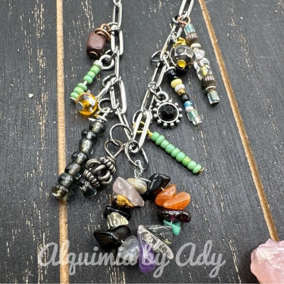Tassel multi charms necklace - Picture 5 of 5